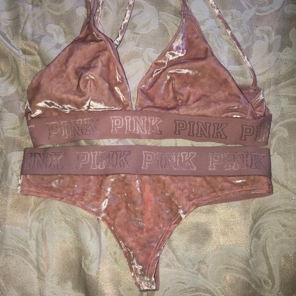 Pink velvet set
